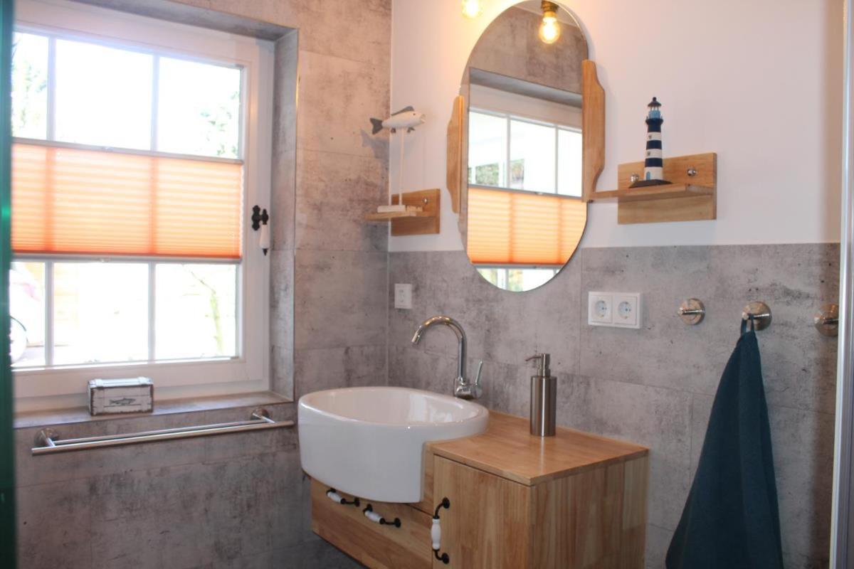 Boddenkahn Villa Born Eksteriør bilde